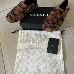 Coach Logo shearing loafers size 7.5
